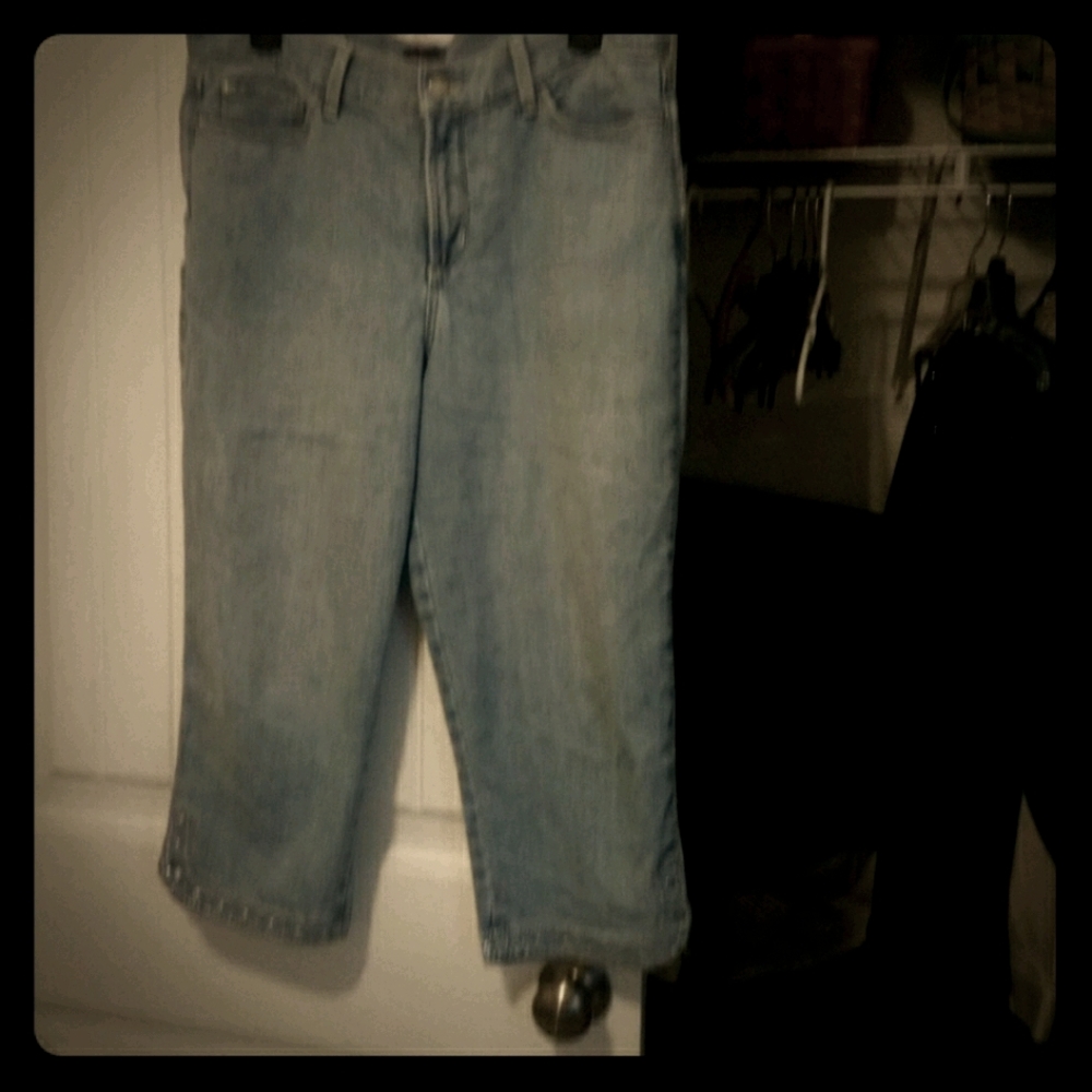 Jean. Capris